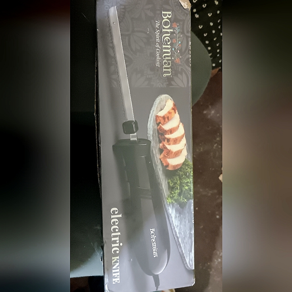 Bohemian The Spirit Of Cooking Electric Knife